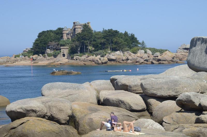 호텔 데 로쉐 펄로스가이렉 외부 사진